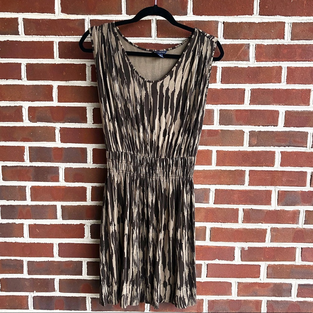 Banana Republic cap sleeve cinched waist dress